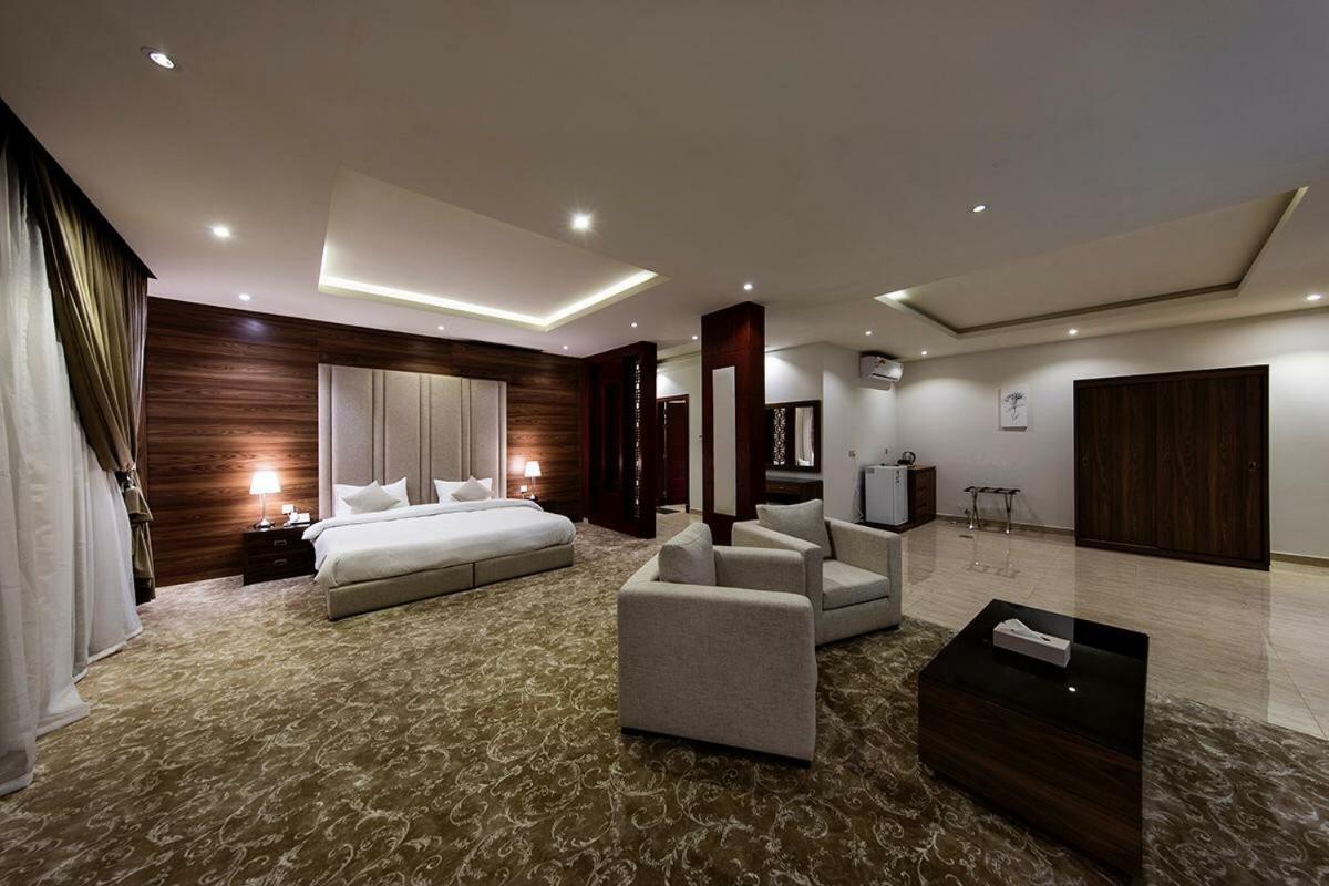 Towlan Qurtaba Riyadh